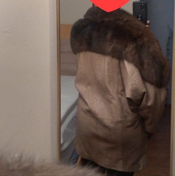 🦊 Vintage Leather Coat with Real Mink Fur Collar - Picture 10 of 11